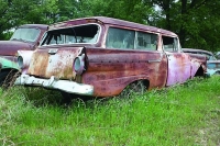 abandoned-and-forgotten-cars-trucks-47