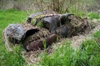 abandoned-and-forgotten-cars-trucks-52