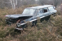 abandoned-and-forgotten-cars-trucks-58