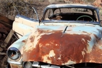 abandoned-and-forgotten-cars-trucks-71