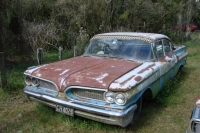 abandoned-and-forgotten-cars-trucks-73