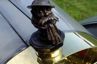 hood-ornaments-Funny-Car-Hood-Ornaments-7