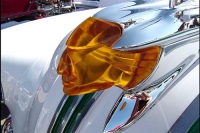 hood-ornaments-PontiacOrnament