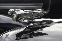 hood-ornaments-cadillac_flying_lady