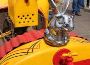hood-ornaments-flyingpigrat