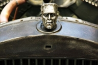 hood-ornaments-frankensteinhoodornm