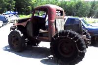 Doodlebugs, Scrambolas, Jitterbugs, Field Crawlers and Other Farm Rigs