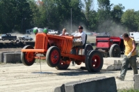 Doodlebugs, Scrambolas, Jitterbugs, Field Crawlers and Other Farm Rigs