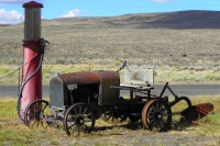 Doodlebugs, Scrambolas, Jitterbugs, Field Crawlers and Other Farm Rigs