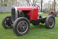 Doodlebugs, Scrambolas, Jitterbugs, Field Crawlers and Other Farm Rigs