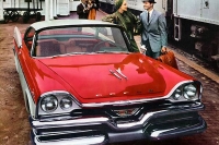 1957_Dodge_Royal_Lancer_at_Charlevoix_Station