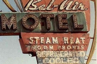 Vintage_Signs_and_Neon_Lights_1
