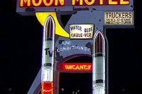 Vintage_Signs_and_Neon_Lights_11