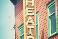 Vintage_Signs_and_Neon_Lights_16