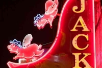 Vintage_Signs_and_Neon_Lights_20