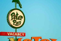 Vintage_Signs_and_Neon_Lights_30