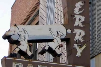 Vintage_Signs_and_Neon_Lights_36