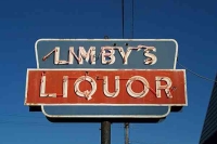 Vintage_Signs_and_Neon_Lights_75