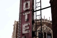 Vintage_Signs_and_Neon_Lights_84