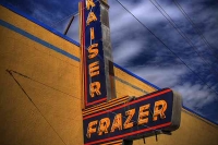 Vintage_Signs_and_Neon_Lights_9