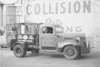 Vintage-Tow-Trucks-Wreckers-Car-Haulers-103