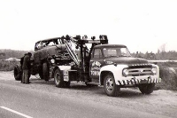 Vintage-Tow-Trucks-Wreckers-Car-Haulers-12
