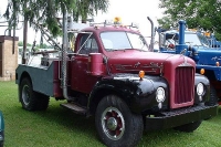 Vintage-Tow-Trucks-Wreckers-Car-Haulers-149