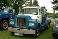 Vintage-Tow-Trucks-Wreckers-Car-Haulers-150