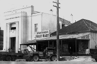 Vintage-Tow-Trucks-Wreckers-Car-Haulers-167