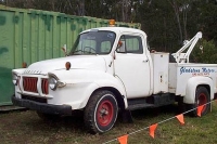 Vintage-Tow-Trucks-Wreckers-Car-Haulers-23