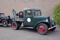 Vintage-Tow-Trucks-Wreckers-Car-Haulers-25