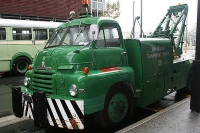 Vintage-Tow-Trucks-Wreckers-Car-Haulers-39