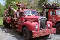 Vintage-Tow-Trucks-Wreckers-Car-Haulers-46