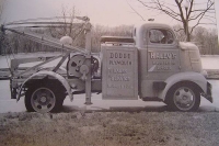 Vintage-Tow-Trucks-Wreckers-Car-Haulers-74