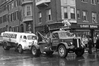 Vintage-Tow-Trucks-Wreckers-Car-Haulers-76