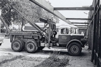 Vintage-Tow-Trucks-Wreckers-Car-Haulers-80