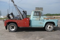Vintage-Tow-Trucks-Wreckers-Car-Haulers-87