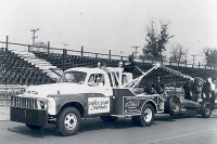 Vintage-Tow-Trucks-Wreckers-Car-Haulers-92