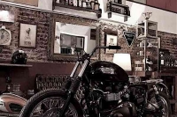 work-space-storage-garage-workshop-ideas-40
