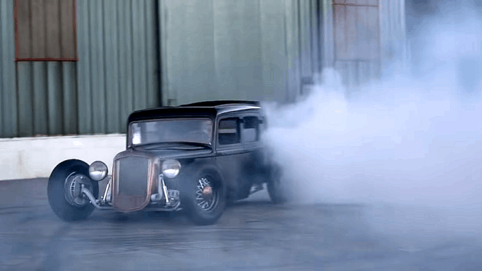1933 Plymouth Hot Rod Burnout