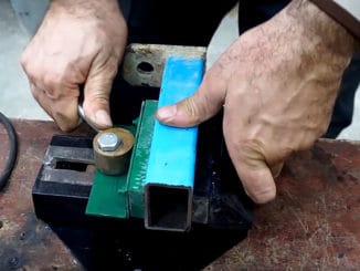 DIY Vise With Quick-Lock Clamp