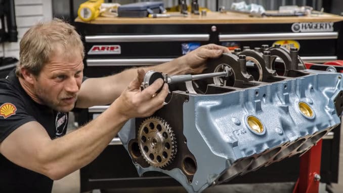 Time-Lapse ~ Pontiac GTO Tri-Power 389 V-8 Engine Rebuild