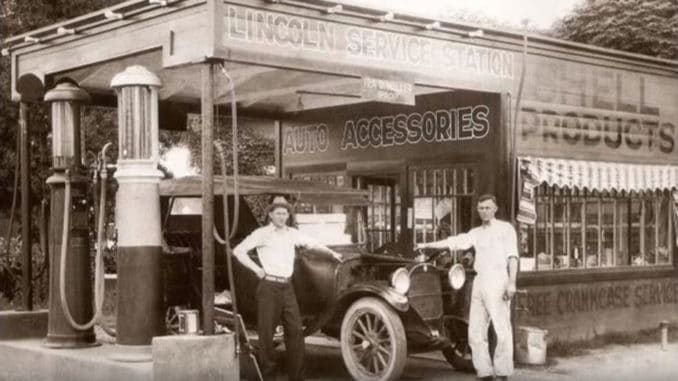 Vintage Gas Station Photo