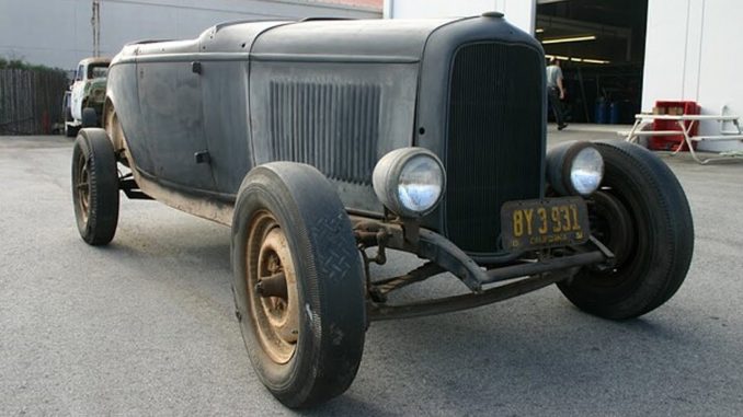 1932 Ford Dearborn Deuce Roadster