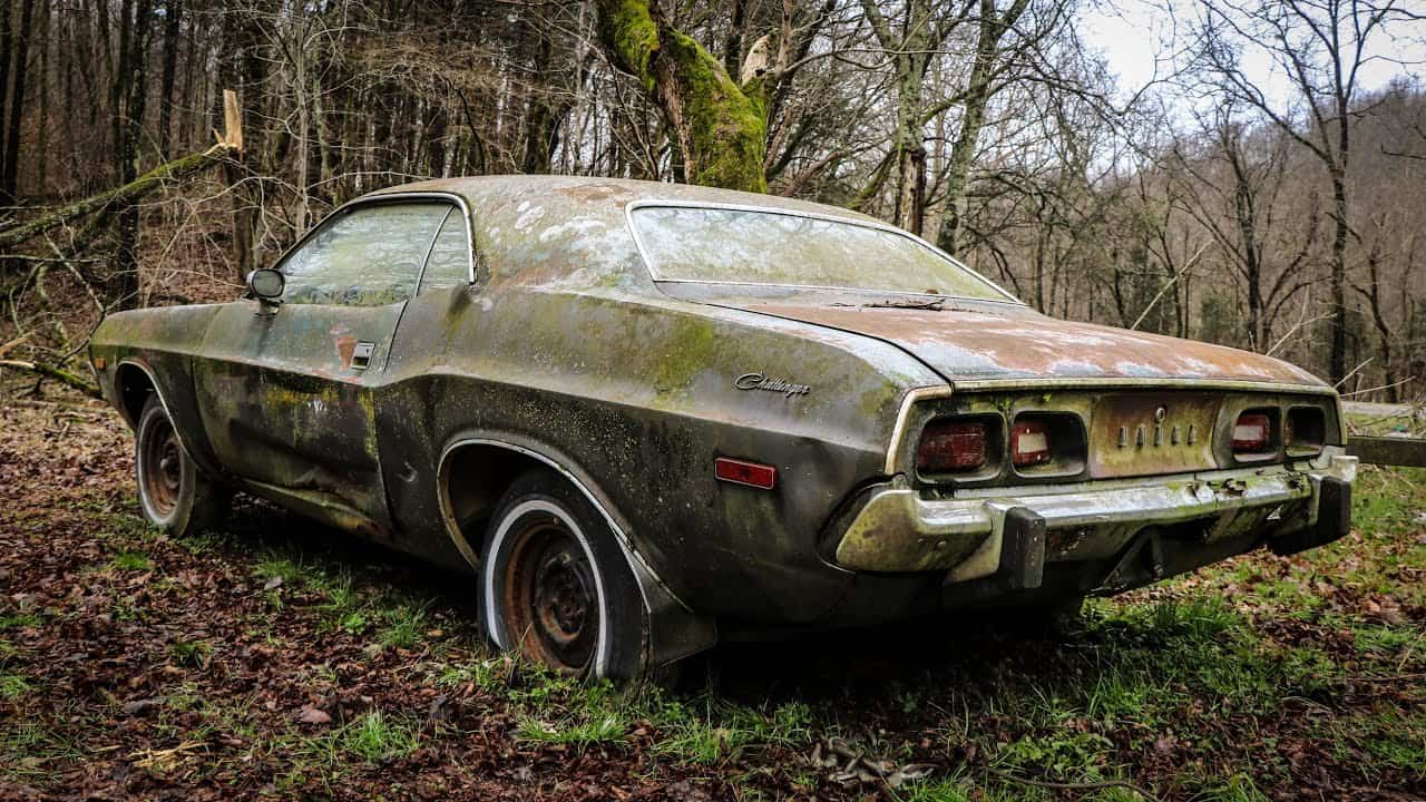 Abandoned '73 Dodge Challenger Rescued, on the Road After 35 Years